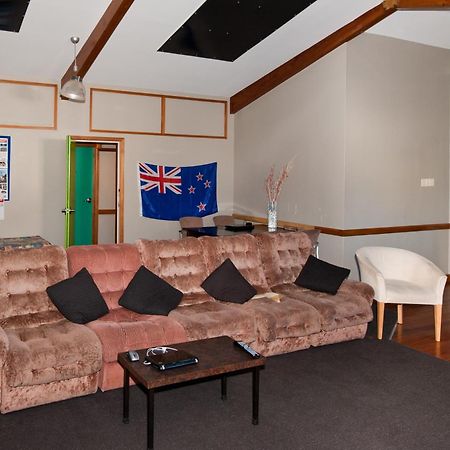 85 On Bealey Vandrarhem Christchurch Exteriör bild